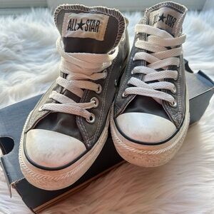 Converse Chuck Taylor Charcoal Woman 7 Men 5
